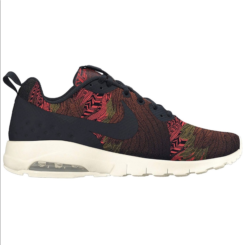 Nike Air Max women’s size 9